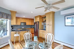 129 Seaside Dr, Jamestown, RI 02835 - Photo 15