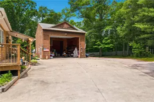 1625 Victory Hwy, Coventry, RI 02827 - Photo 9