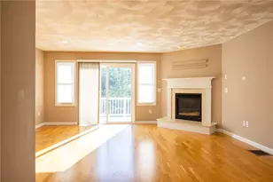 64 Red Brook Ln, West Warwick, RI 02893 - Photo 9