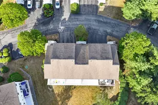 64 Red Brook Ln, West Warwick, RI 02893 - Photo 5