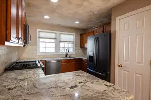 64 Red Brook Ln, West Warwick, RI 02893 - Photo 15