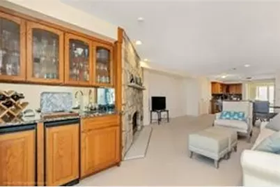 31 Coddinton #8, Newport, RI 02840 - Photo 11