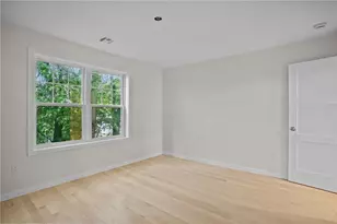 79 Birch St, Pawtucket, RI 02860 - Photo 15