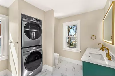 15 Redfern Street, North Providence, RI 02911 - Photo 23