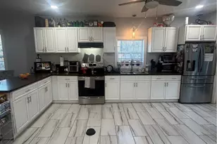 124 River Ave, Providence, RI 02908 - Photo 15