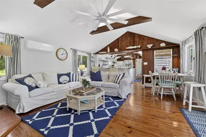 155 Green Hill Avenue, South Kingstown, RI 02879 - Photo 9