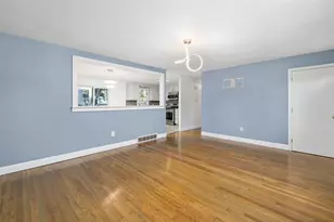 37 Ridgeway Dr, Warren, RI 02885 - Photo 7