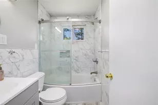 37 Ridgeway Dr, Warren, RI 02885 - Photo 9