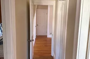1018 Cranston St, Cranston, RI 02920 - Photo 9