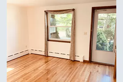 25 Thurston Avenue #B, Newport, RI 02840 - Photo 5