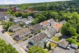 2 Beckside Rd, North Providence, RI 02911 - Photo 37