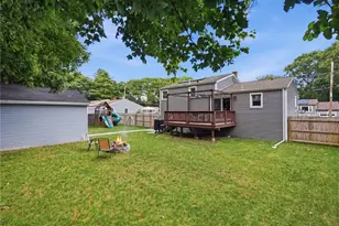 120 Pepin St, West Warwick, RI 02893 - Photo 31