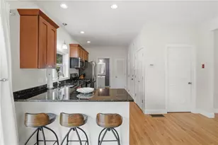 96 Seafare Ln, Portsmouth, RI 02871 - Photo 17