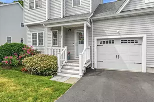 96 Seafare Ln, Portsmouth, RI 02871 - Photo 3