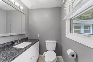 5 Collingwood Dr, Cranston, RI 02921 - Photo 19