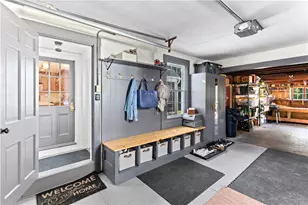 225 Greenwood Ave, Warwick, RI 02886 - Photo 29