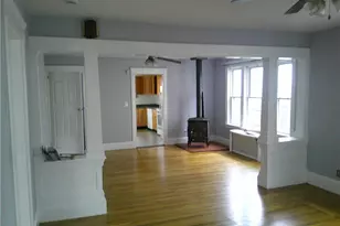 38 Littlefield St, Pawtucket, RI 02861 - Photo 3