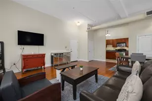 775 Potters Ave, Providence, RI 02907 - Photo 7