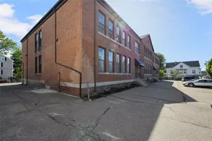 775 Potters Ave, Providence, RI 02907 - Photo 27