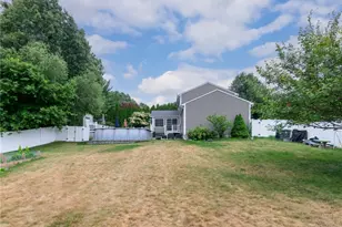 2 Brookfield Rd, Coventry, RI 02816 - Photo 5
