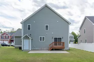 182 Theresa Marie Ave, Woonsocket, RI 02895 - Photo 37