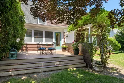 84 Rodman Street, Narragansett, RI 02882 - Photo 23