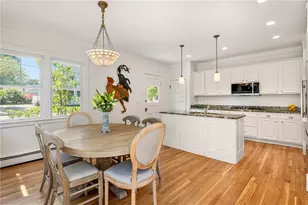 84 Rodman St, Narragansett, RI 02882 - Photo 15