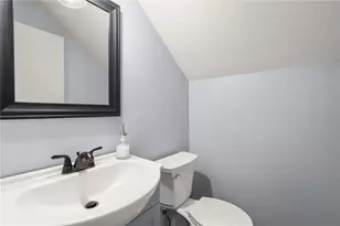 1467 Pawtucket Ave, East Providence, RI 02916 - Photo 33