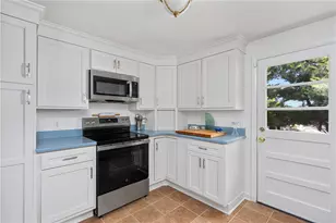 141 Redwood Rd, Portsmouth, RI 02871 - Photo 11
