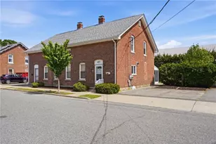 17 Victory St, Cumberland, RI 02864 - Photo 1