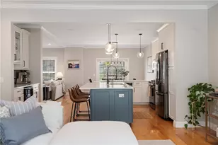 105 Hunting Hill Dr, Cumberland, RI 02864 - Photo 11