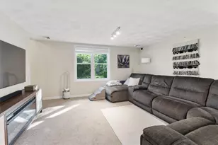 47 Smith Ave, Smithfield, RI 02828 - Photo 17