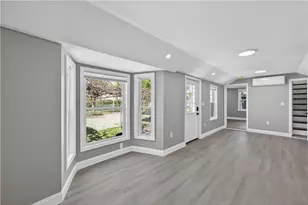 370 Pleasant St, Pawtucket, RI 02860 - Photo 7