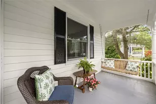 94 Lake St, South Kingstown, RI 02879 - Photo 5