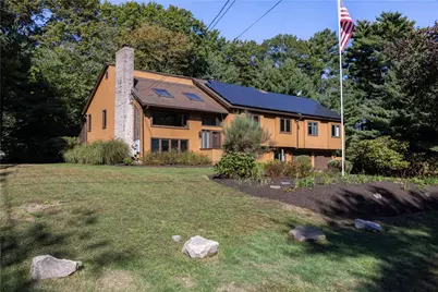 8 Robin Drive, North Kingstown, RI 02852 - Photo 1