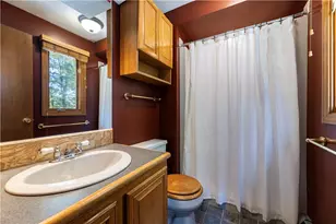 8 Robin Dr, North Kingstown, RI 02852 - Photo 21