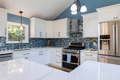8 Robin Drive, North Kingstown, RI 02852 - Photo 9