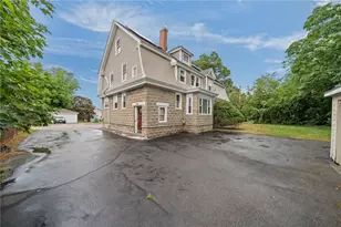 49 Arnold St, East Providence, RI 02915 - Photo 41
