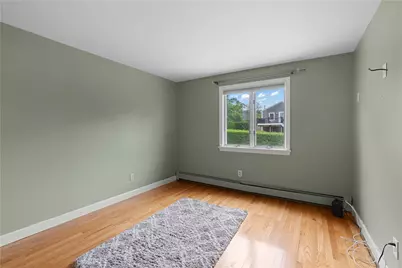 6 Varnum Avenue, Bristol, RI 02809 - Photo 17