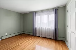 6 Varnum Ave, Bristol, RI 02809 - Photo 15
