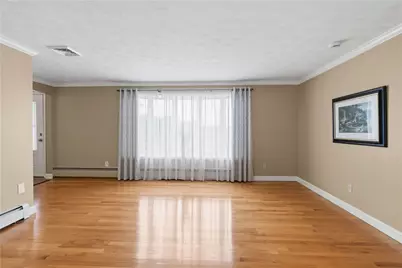 6 Varnum Avenue, Bristol, RI 02809 - Photo 9