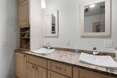 6 Varnum Avenue, Bristol, RI 02809 - Photo 13