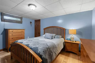 6 Varnum Avenue, Bristol, RI 02809 - Photo 21