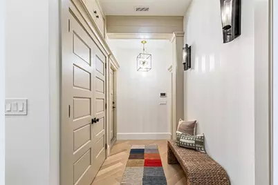465 Lloyd Avenue, Providence, RI 02906 - Photo 31