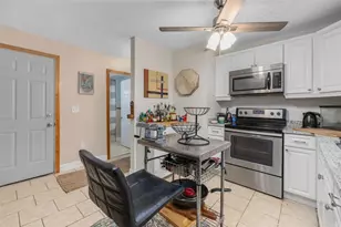 268 Washington St, Warwick, RI 02888 - Photo 27