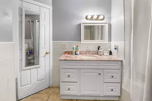 42 Burnside St, Providence, RI 02905 - Photo 15