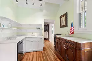 41 Ocean Rd, Narragansett, RI 02882 - Photo 19
