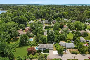 9 Foster St, Barrington, RI 02806 - Photo 7