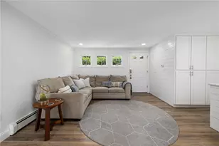 9 Foster St, Barrington, RI 02806 - Photo 17