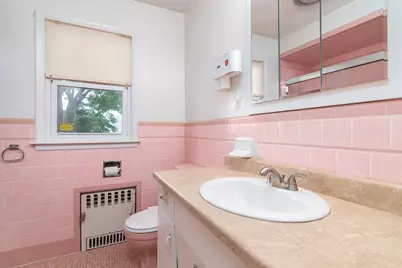 255 Farmington Avenue, Cranston, RI 02920 - Photo 19
